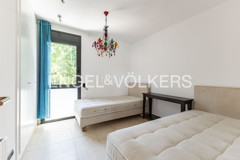 Foto 12c10427-7317-4d82-90aa-aeec28b21b74. Casa amb calefacció aparcament a Roca del Vallès (La)