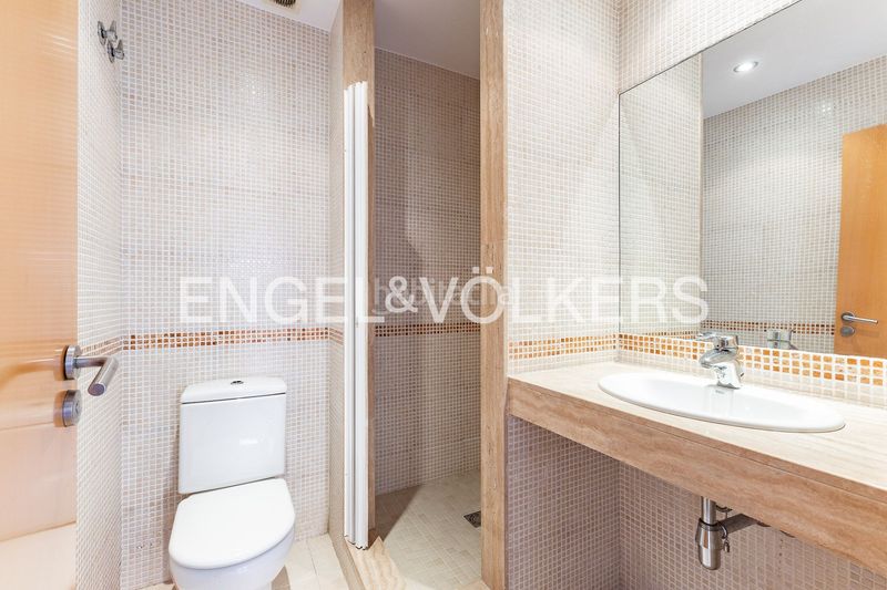 Foto 7d0387c0-42f8-4965-a04a-933b05121e47. Casa amb calefacció aparcament a Roca del Vallès (La)