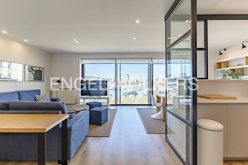 Foto 7e2dd9da-7319-4746-959d-cb111e5da307. Piso exclusiva vivienda reformada con vistas panorámicas al port vell en Barcelona