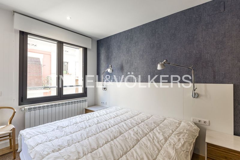 Foto c03ddce6-9f23-4269-9fc3-39131b35be7d. Piso exclusiva vivienda reformada con vistas panorámicas al port vell en Barcelona