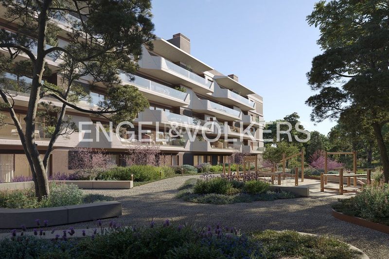 Foto ffa4d5e3-ed34-4258-aeae-e6452fb6ad5f. Pis amb calefacció piscina a Passeig Maragall Gavà