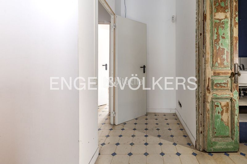 Foto 11c1be85-e26c-41e9-bf64-e11cefe2b0d4. Pis amb calefacció a Poblenou Barcelona