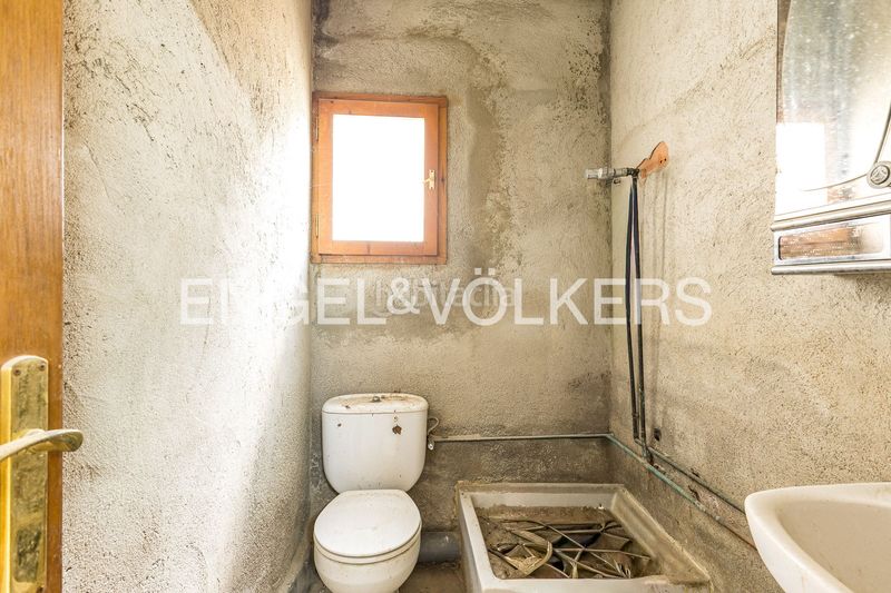 Foto 27066ef0-695f-4556-84b5-f4ff132c8976. Casa amb calefacció aparcament a Torrelles de Llobregat