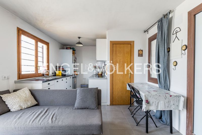 Foto 75567782-f846-489f-bdd6-ad1f1af3172e. Casa amb calefacció aparcament a Torrelles de Llobregat