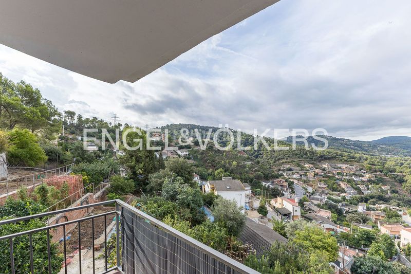 Foto bec85224-dee0-45f1-b184-5dd051e181ce. Casa amb calefacció aparcament a Torrelles de Llobregat