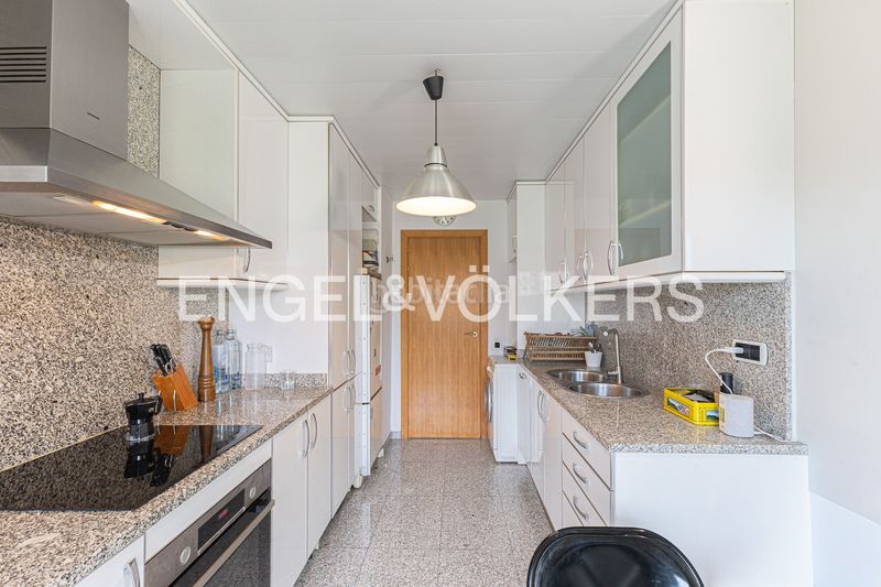 Foto c98c7600-c8cb-47ee-a589-e2f3a02e990e. Lloguer pis amb calefacció aparcament piscina a La Vila Olímpica del Poblenou Barcelona