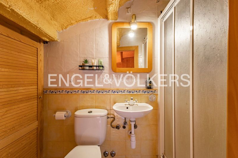 Foto 09560aee-90ac-498d-abac-54e939625e79. Casa amb calefacció a Calaf