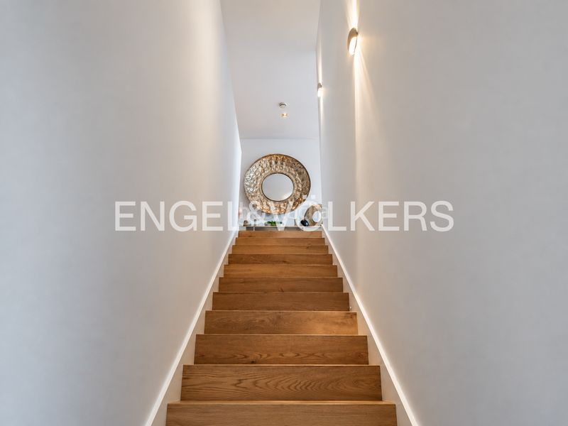 Foto ba528957-a59d-41ae-9016-d3ae5d4a94de. Casa amb calefacció aparcament piscina a Sarrià Barcelona