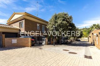 Casa adossada a Carrer Fontmitjana