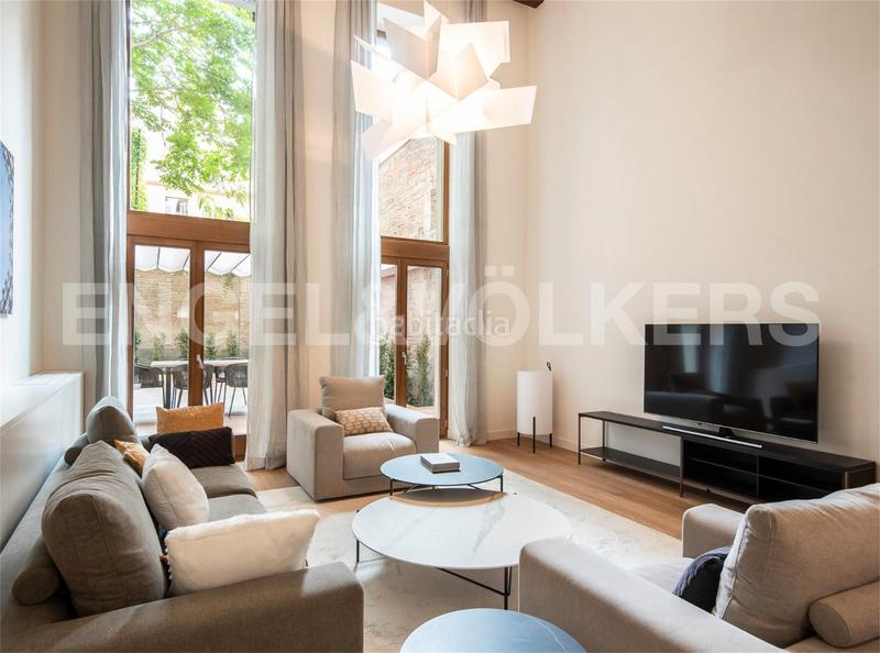 Foto add7ba85-2f94-4f4b-aa16-2419cea6e2ea. Promotion D-000DXU FINCA REGIA RENOVADA dans Barcelona. Logements de biens neufs