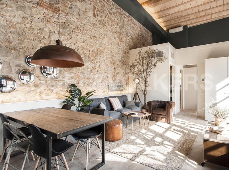 Foto fcaaa401-d176-4472-9a37-e49c575fc041. Promoció D-000F2T LOFTS DE DISEÑO EN EL RAVAL a Barcelona. Habitatges d´obra nova