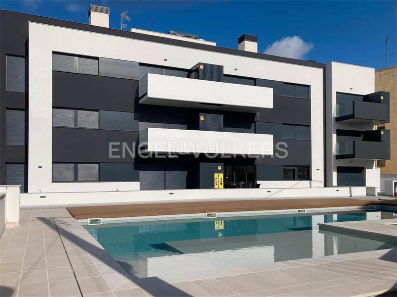 Foto 4b51f987-7888-4269-9b7a-d577f2de4874. Promoción D-000HYW FANTÁSTICA PROMOCIÓN CERCA DEL MAR EN CUBELLES en Cubelles. Edificio viviendas de obra nueva