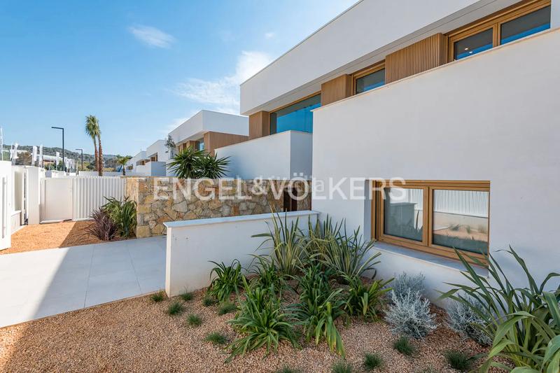 Foto 6e73c43d-7e91-4dee-854a-cb918cb1d4e1. Promozione D-000JS3 Complejo residencial de casas de lujo en Sitges in Sitges. Abitazioni di nuova costruzione