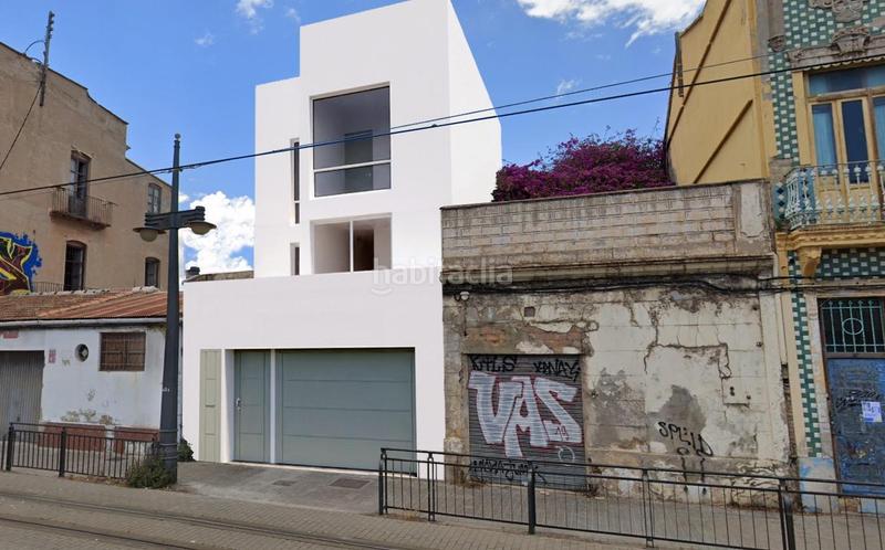 Foto 4fd26ade-4d70-4fdb-a9a2-a7ccbd66b303. Casa a calle de la mediterranea 33 a El Cabanyal-El Canyamelar Valencia