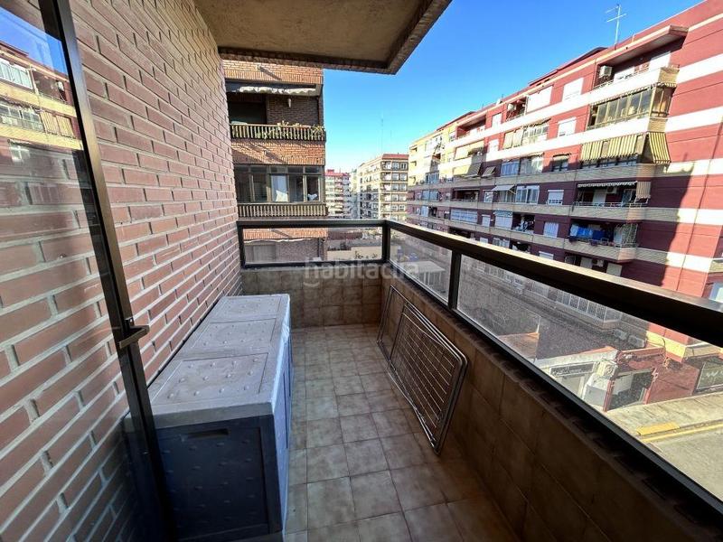 Foto 0110942d-cfbc-4625-a159-7ef933713237. Alquiler piso amplio y soleado piso familiar en campanar, en Valencia