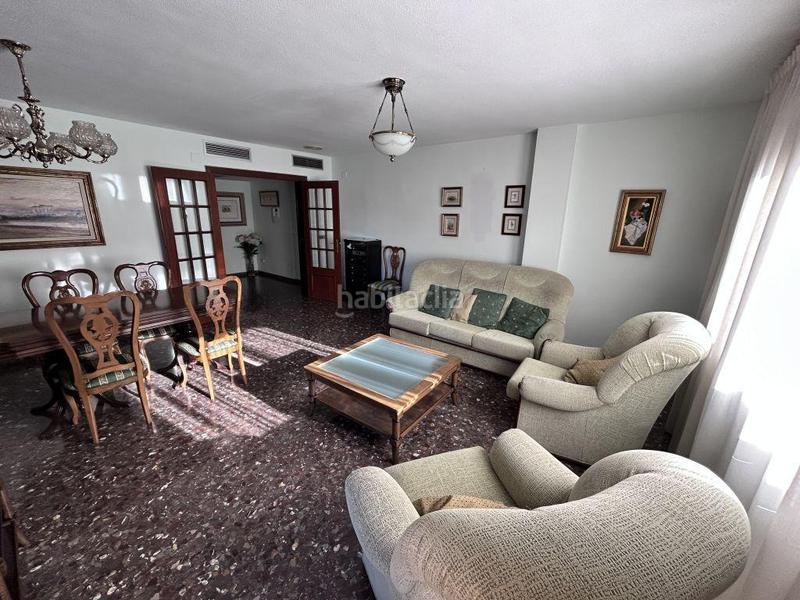 Foto ad880f14-f78c-4fff-a319-fca0b233dcd5. Alquiler piso amplio y soleado piso familiar en campanar, en Valencia