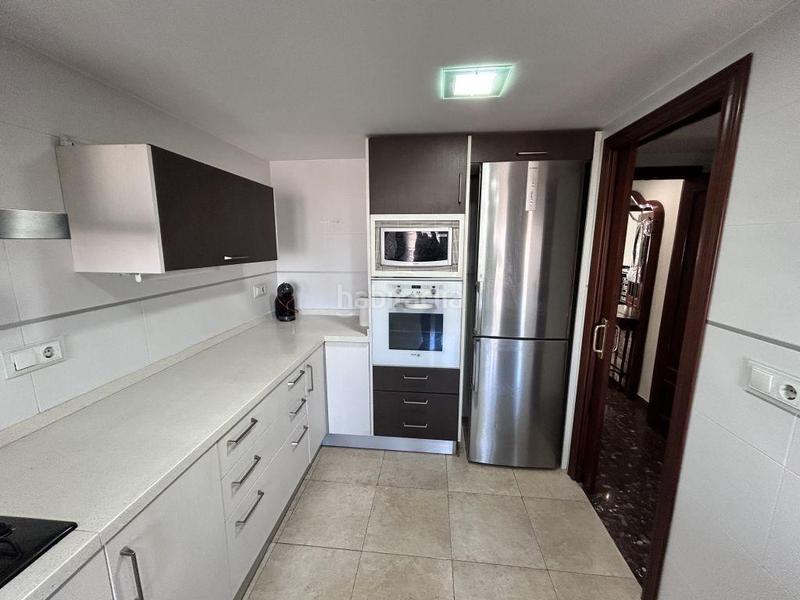 Foto af0ec188-e068-45a9-b647-0af38930532f. Alquiler piso amplio y soleado piso familiar en campanar, en Valencia