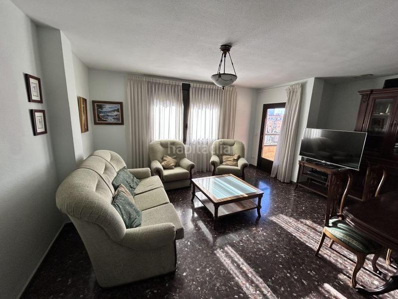 Foto e1ce20ed-0940-42cf-b87b-450268bd19a1. Alquiler piso amplio y soleado piso familiar en campanar, en Valencia