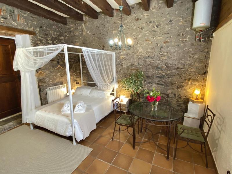 Foto 9c9a8dac-62b5-4759-a310-159d59a9cede. Lloguer masia amb calefacció aparcament a Centre Pineda de Mar