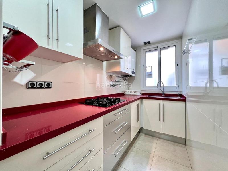 Foto 198aecf4-82eb-4a1c-9534-1981bb574774. Ático atico para entrar a vivi en El Poble Sec - Parc de Montjuïc Barcelona