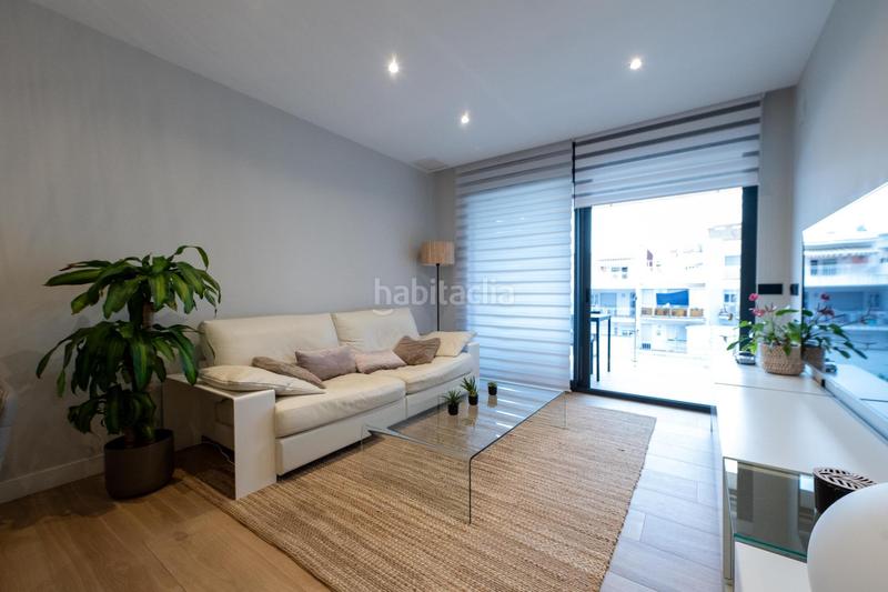 Foto 5a9cfcc3-3fdc-46d4-8597-f11c5e347764. Piso exquisito apartamento seminuevo a pasos de la playa en Calella