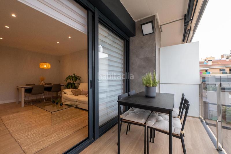 Foto e98f0e10-2486-4e6b-b58e-a1e7e69769db. Piso exquisito apartamento seminuevo a pasos de la playa en Calella