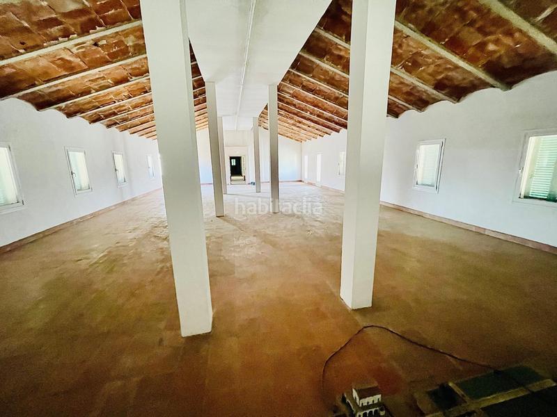 Foto 3beeb668-33af-4a5e-90d3-8581e902ff28. Edifici a Tordera Tordera