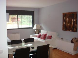 Appartement à Arenys de Munt. Bonito piso con jardín y pisicina comunitartia