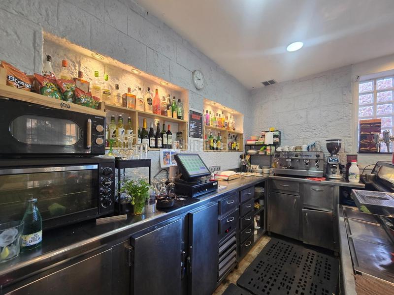 Foto f4591cfc-6839-4d11-b219-6239ff8ad88d. Lloguer local comercial a Canet de Mar