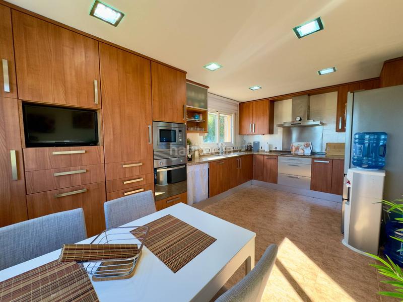 Foto ff9f6e74-c263-49cc-9944-08636ed2cb31. Maison avec chauffage parking piscine dans Palafolls