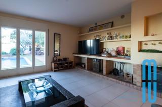 Chalet à Sant Cebrià de Vallalta. Chalet con piscina y vistas al mar