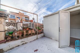 Piso en Cerdanyola Sud. Único en la zona! piso con terraza privada y entrada independien