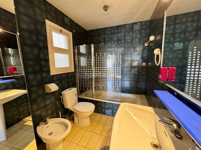 Foto 7f40317c-5102-442e-9f09-2ee680ef6a18. Casa amb aparcament piscina a Centre Pineda de Mar