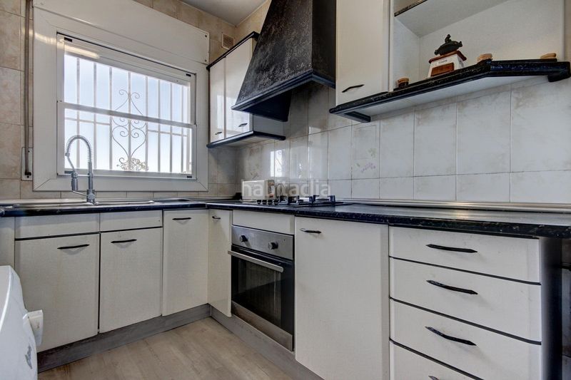 Foto 4e96b101-4d5a-4de1-bc5c-bd002e436392. Chalet casa con vistas al mar, amplio jardín con frutales y pozo propio en Sant Iscle de Vallalta