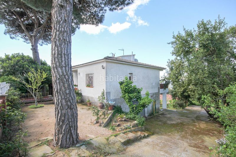 Foto 5ded0d6b-c2c7-48d3-8200-51bb59fff2ec. Chalet casa con vistas al mar, amplio jardín con frutales y pozo propio en Sant Iscle de Vallalta