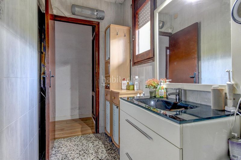 Foto ae4a1486-144a-4768-ad1c-3ed4659d93c0. Chalet casa con vistas al mar, amplio jardín con frutales y pozo propio en Sant Iscle de Vallalta