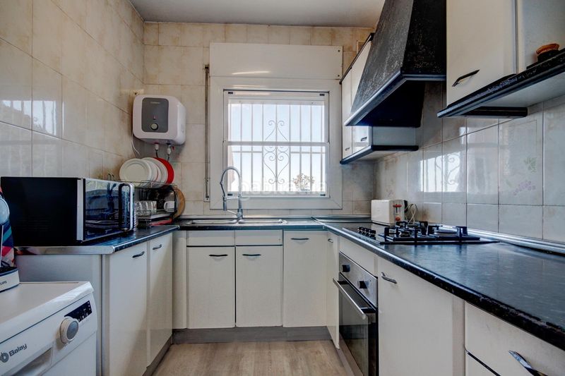 Foto e786b3ce-f0fe-48df-8df4-e2fb1511f771. Chalet casa con vistas al mar, amplio jardín con frutales y pozo propio en Sant Iscle de Vallalta