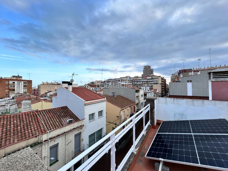 Foto 0a55a962-0b7e-4302-91be-e6e0e5eef854. Casa amb aparcament a Centre Mataró