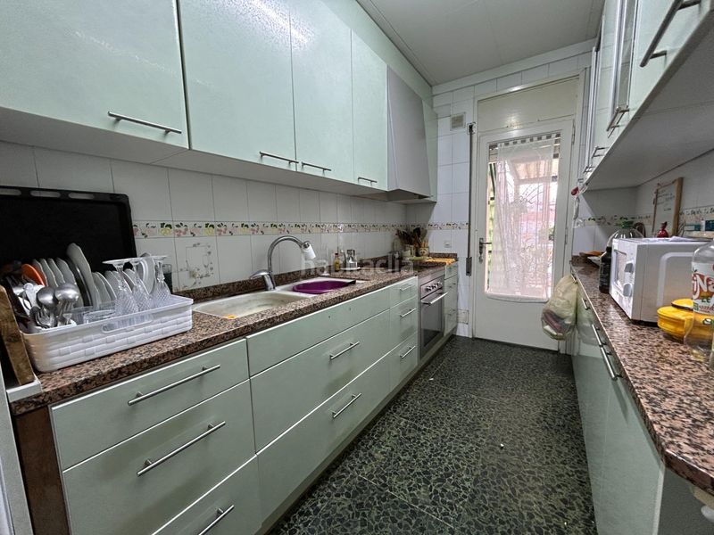 Foto 16499ee2-2fd9-48cb-af9a-62629401d903. Casa amb aparcament a Centre Mataró