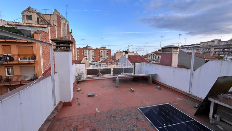 Foto bfce996c-b98a-40f1-95f6-d0c565b88c3a. Casa amb aparcament a Centre Mataró