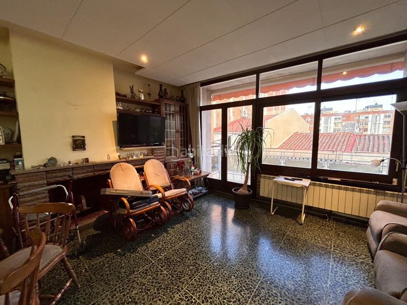 Foto f02a2001-43a8-4148-9f98-144cf1bf78f7. Casa amb aparcament a Centre Mataró