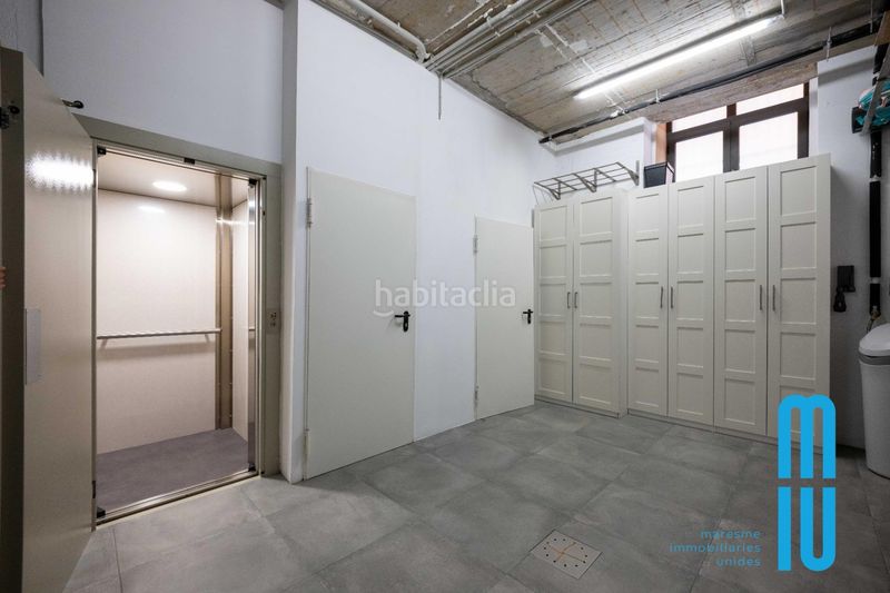 Foto c65c7c0f-84b8-4fbe-a589-06dd2993732f. Casa amb calefacció aparcament a Centre Mataró