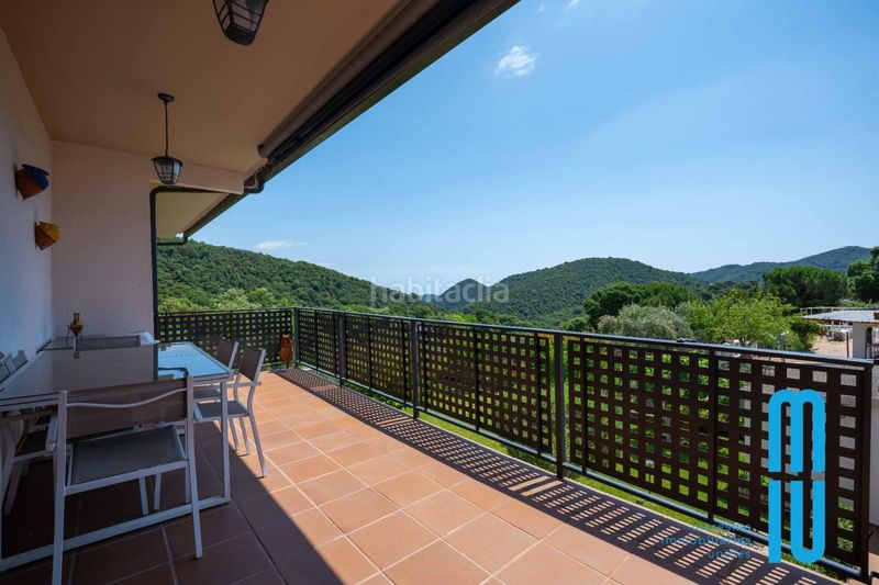 Foto 702f323e-3891-457e-a30f-8a0ec5c27c8c. Casa amb calefacció piscina a Niàgara Parc -Àgora Parc Tordera