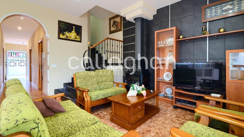 Foto 74b1fd65-48bc-4fa6-ab44-a007f17199dd. Chalet avec chauffage parking dans Chilches