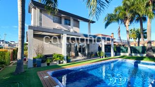 Chalet en Park Nord - Casona. Chalet independiente en la mejor zona de gandia