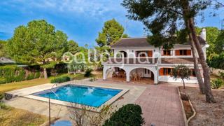 Chalet en Urbanizaciones. Descubre tu nuevo hogar en san gerardo