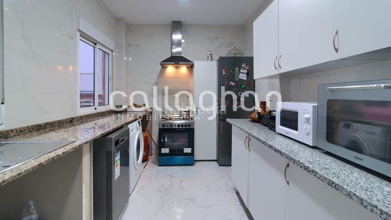 Foto 88d5cb2e-e544-4085-a06e-8971321f3856. Planta baixa a Centro puerto Sagunt