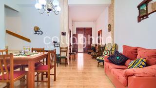 Mas  Calle sant vicent. Descubre tu refugio ideal en un pueblo tranquilo a solo 20 minut