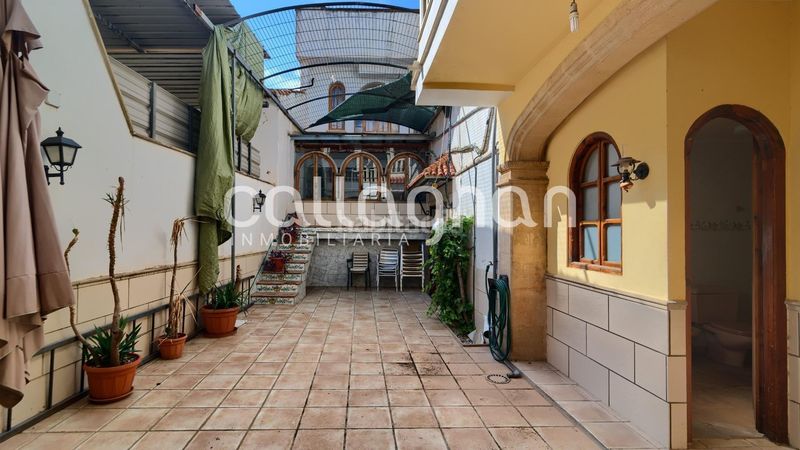 Foto 0c6c38ee-2568-4c6f-aa18-70816cbf32f8. Edifici a Benifaió