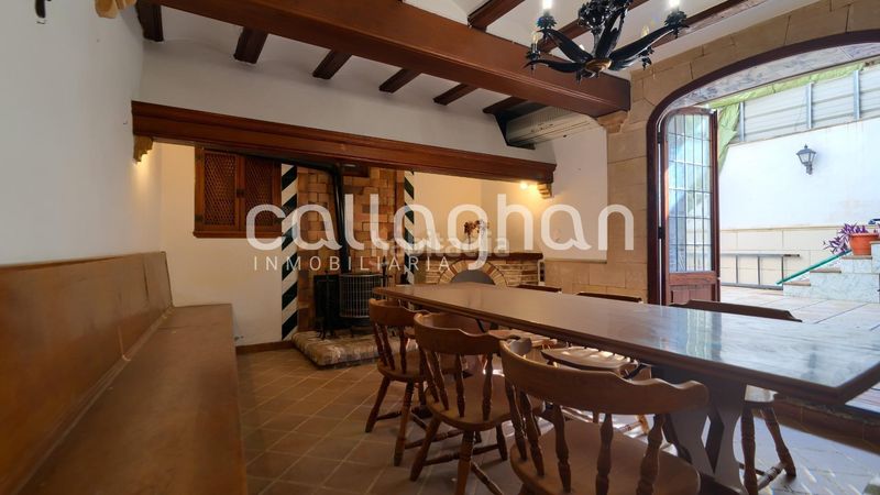 Foto 1c5a84c5-c6b6-48de-b0ba-6cddb4ff821a. Edifici a Benifaió